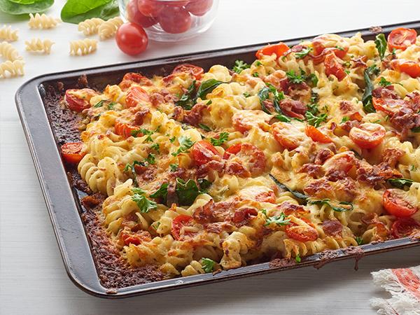 Sheet Pan Pasta with Spinach, Tomato and Bacon
