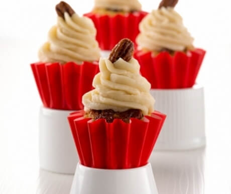 Pecan Pie Cupcakes with Maple Buttercream Frosting