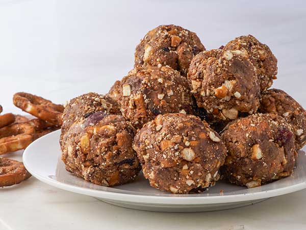 Peanut Butter Pretzel Energy Bites