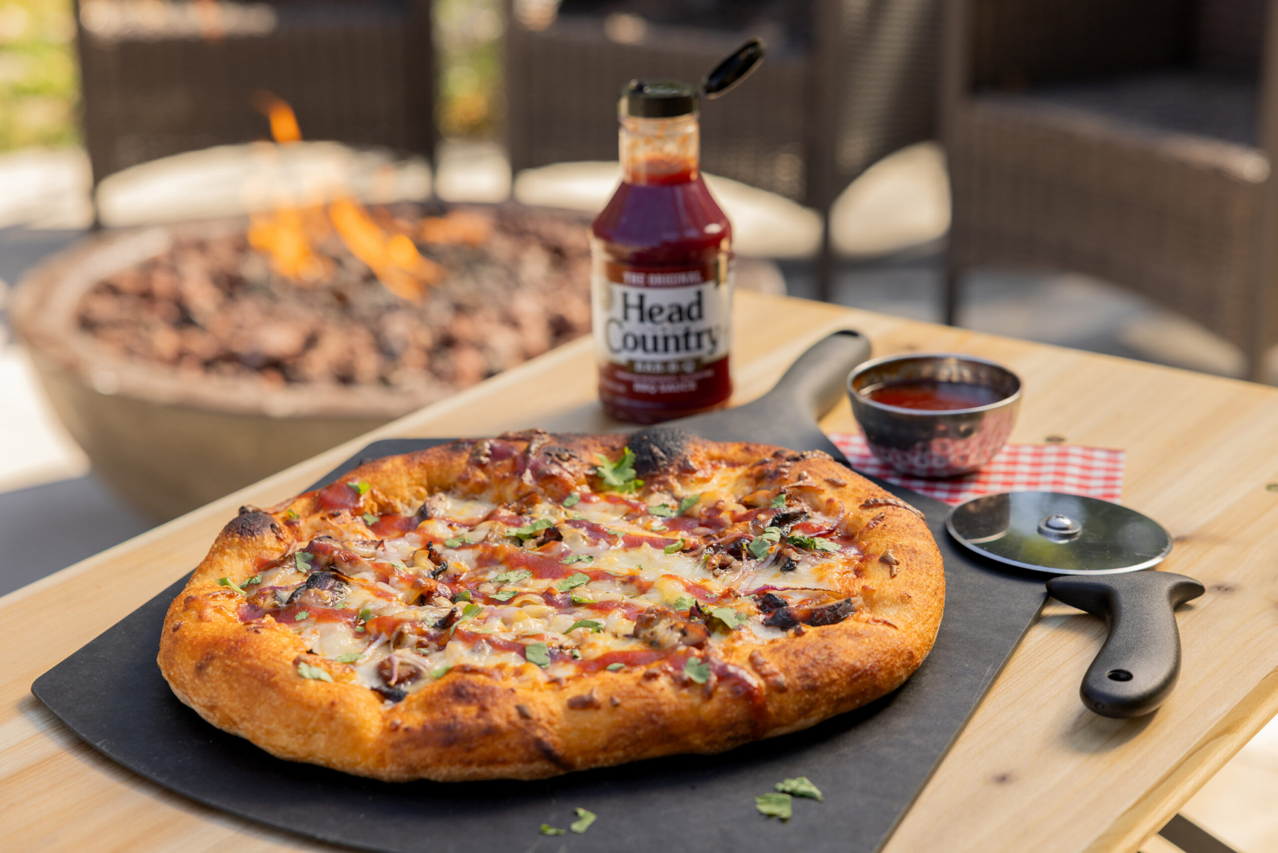 Smoky BBQ Chicken Pizza feat. Head Country